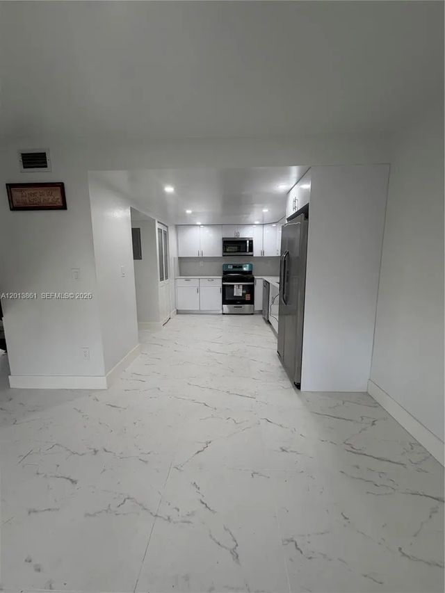 5 of 47 - 7024 Sw 114th Place #a-52, Miami, FL