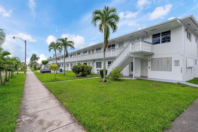 2 of 25 - 50 Nw 204th Street #h7, Miami Gardens, FL
