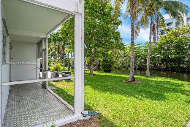 4 of 25 - 50 Nw 204th Street #h7, Miami Gardens, FL