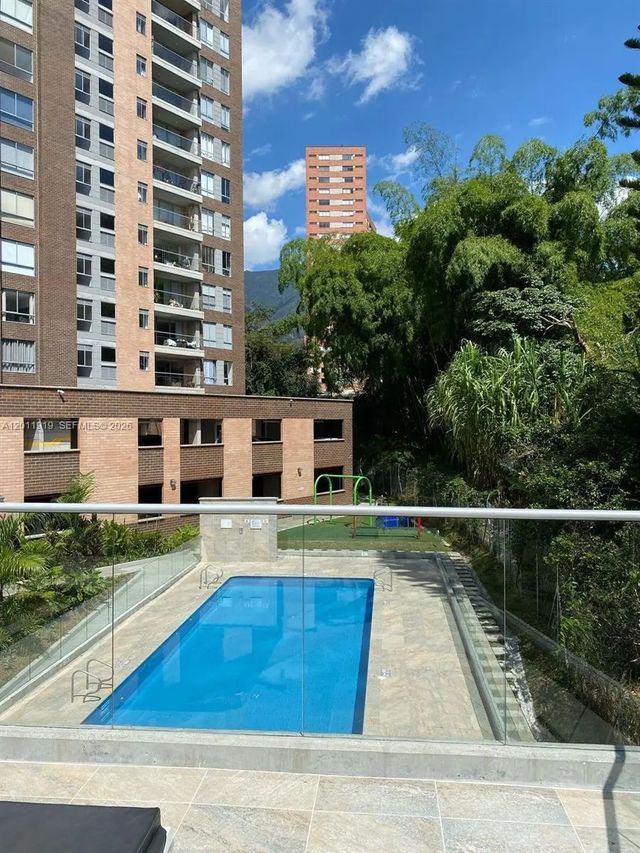 5 of 43 - 53-90 Calle 75 Aa Sur #2601, , FL