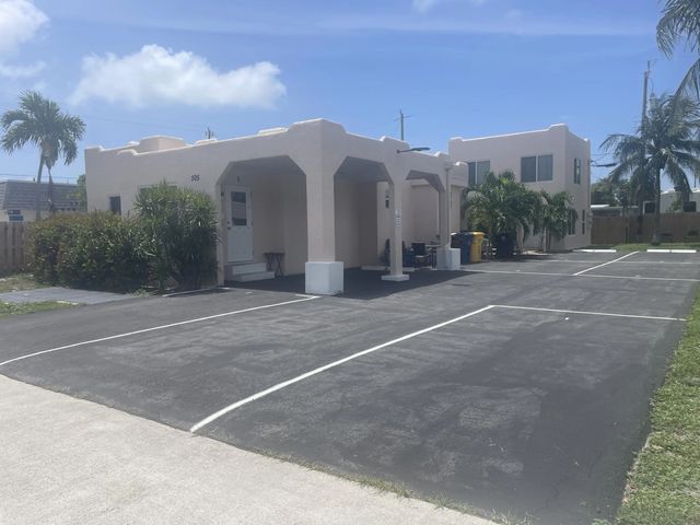 3 of 23 - 505  24th Avenue N, Lake Worth Beach, FL