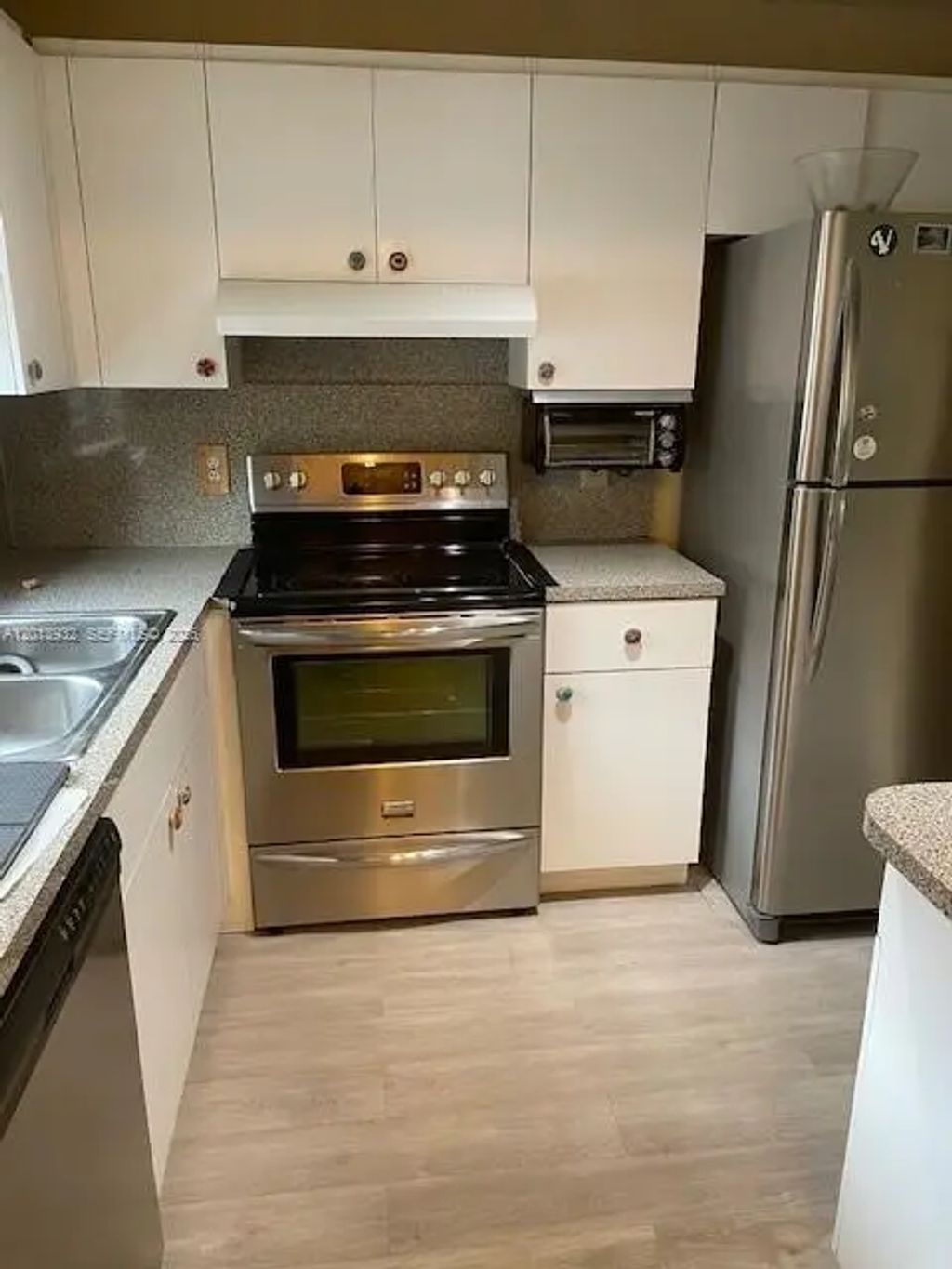 807 W Oakland Park Boulevard #g2, Oakland Park