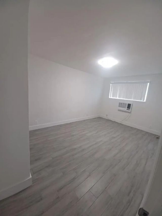 4 of 16 - 24 Sw 13th Street #1-5, Dania Beach, FL