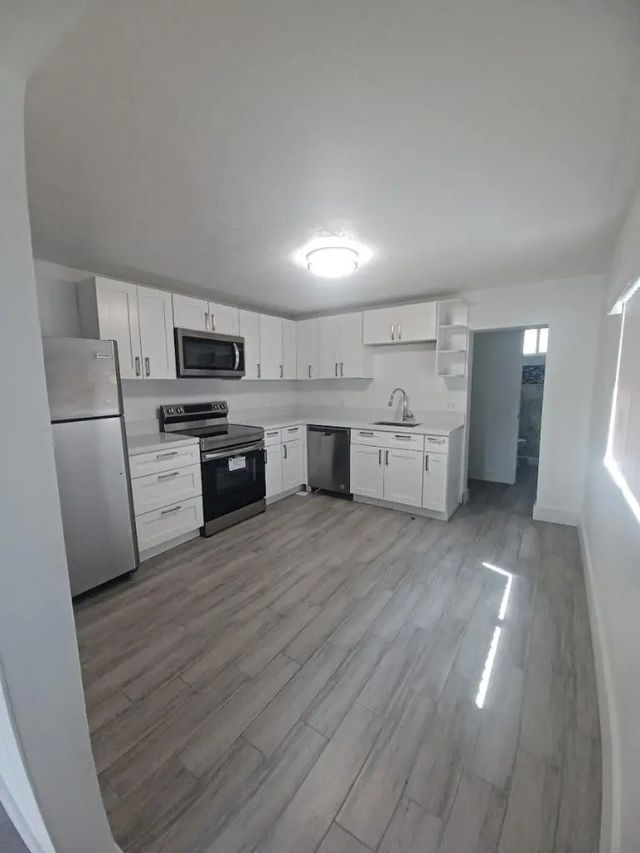 5 of 16 - 24 Sw 13th Street #1-5, Dania Beach, FL
