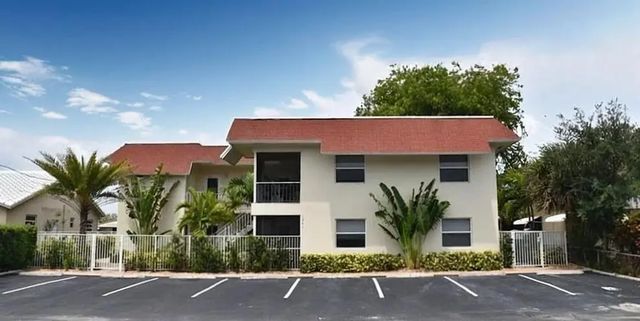1361 Ne 27 Way, Pompano Beach