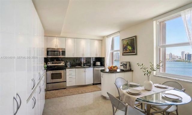 3 of 17 - 251 174th Street #1517, Sunny Isles Beach, FL