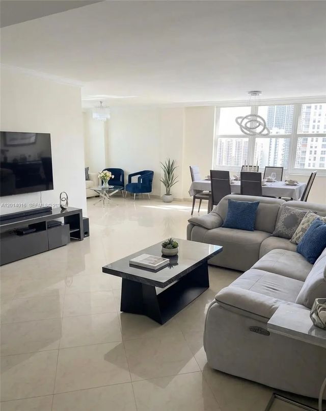 5 of 17 - 251 174th Street #1517, Sunny Isles Beach, FL