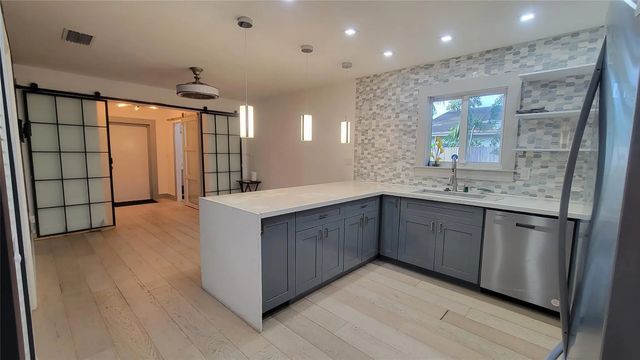512 Nw 15th Terrace, Fort Lauderdale