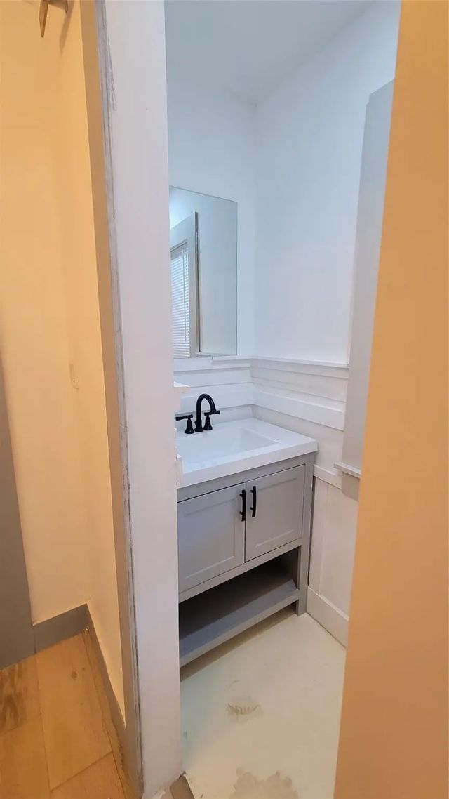 5 of 24 - 512 Nw 15th Terrace, Fort Lauderdale, FL