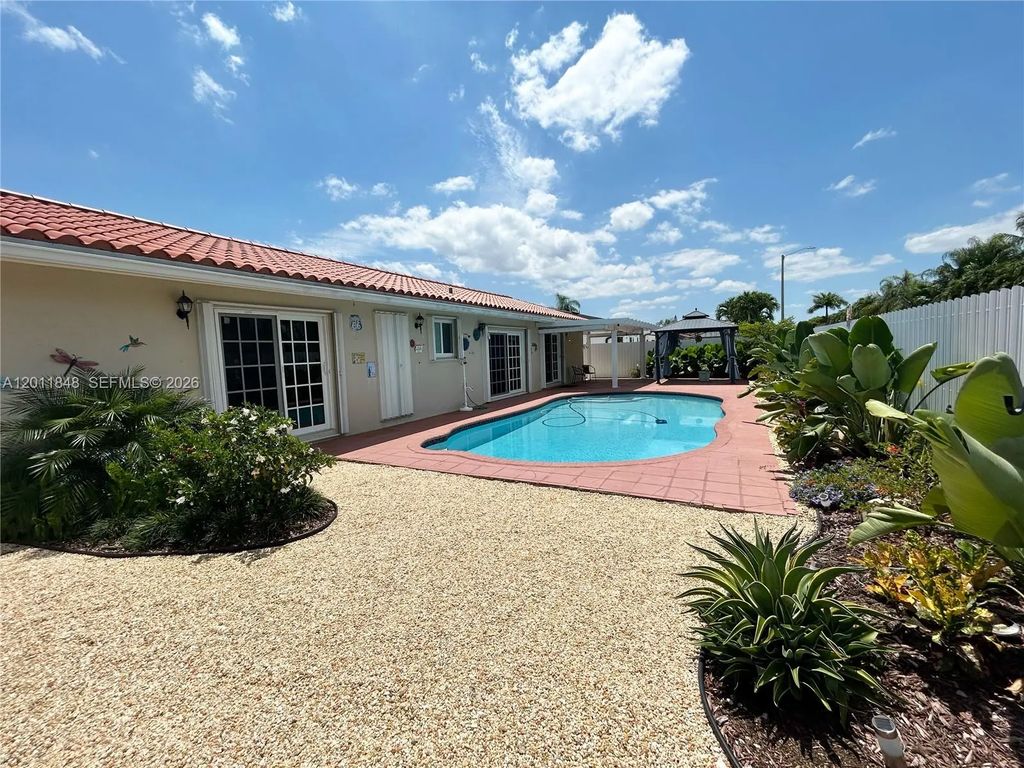 13931 Sw 156th Terrace, Miami
