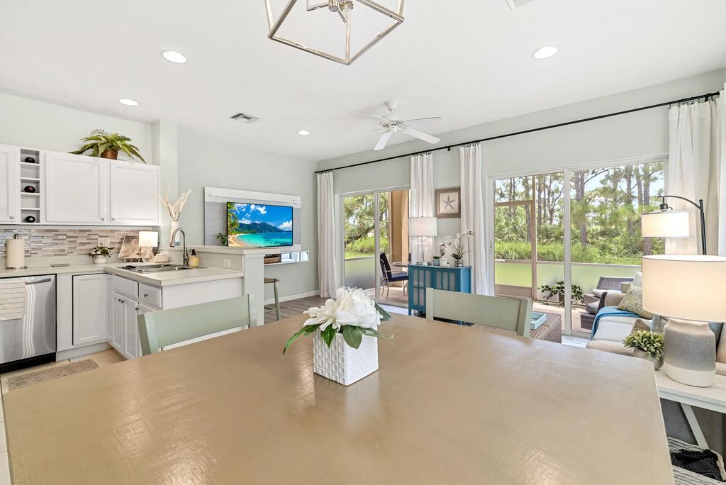 8228 Mulligan Circle, Port St. Lucie