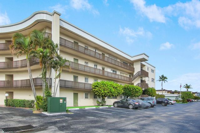 2 of 14 - 300 Waterway Drive S #407, Lantana, FL