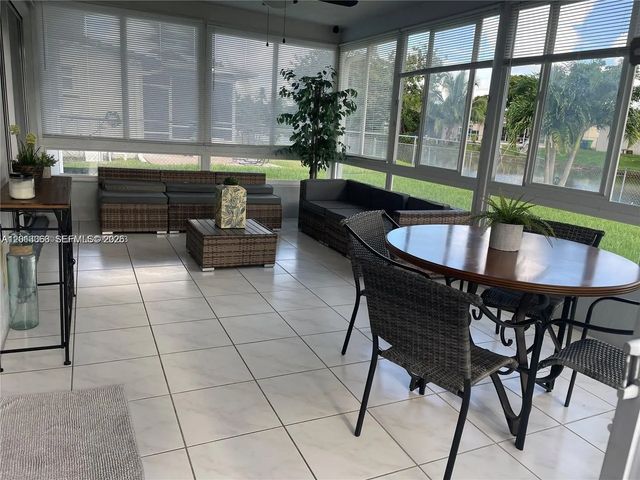 9590 Nw 24th Place, Sunrise