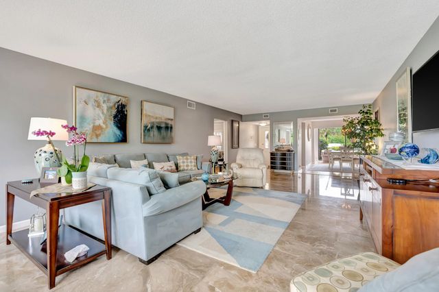 4 of 65 - 4680 Sw Parkgate Boulevard #c, Palm City, FL
