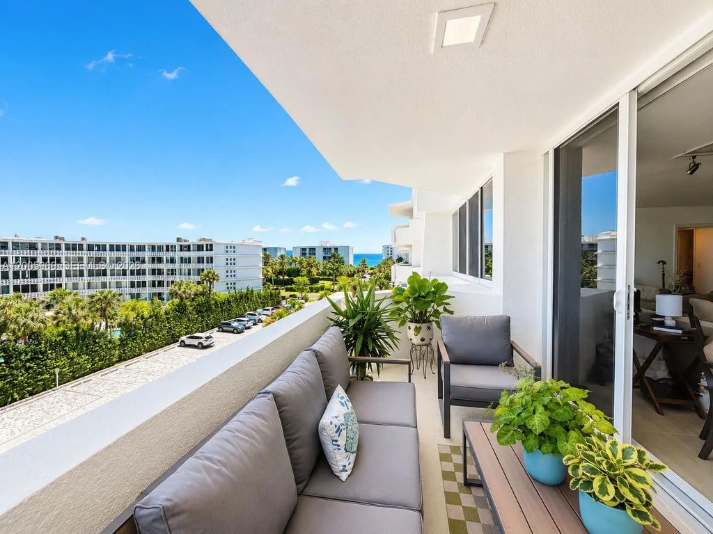 2773 S Ocean Boulevard #4070, Palm Beach
