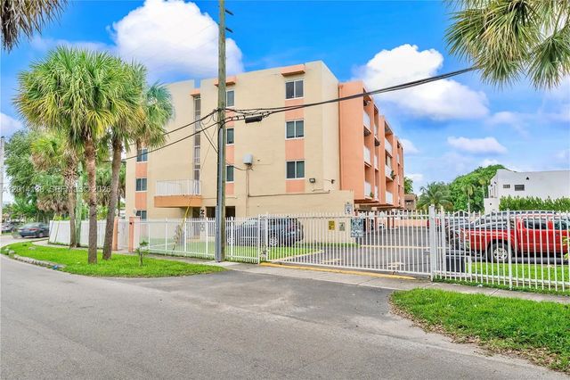 2 of 47 - 2400 Nw 16th St Road, Miami, FL