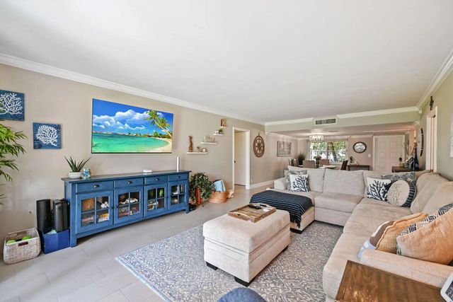 2 of 38 - 800 Cypress Boulevard ##103, Pompano Beach, FL
