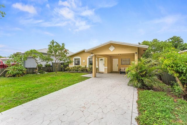 3 of 23 - 2640 Nw 14th Court, Fort Lauderdale, FL