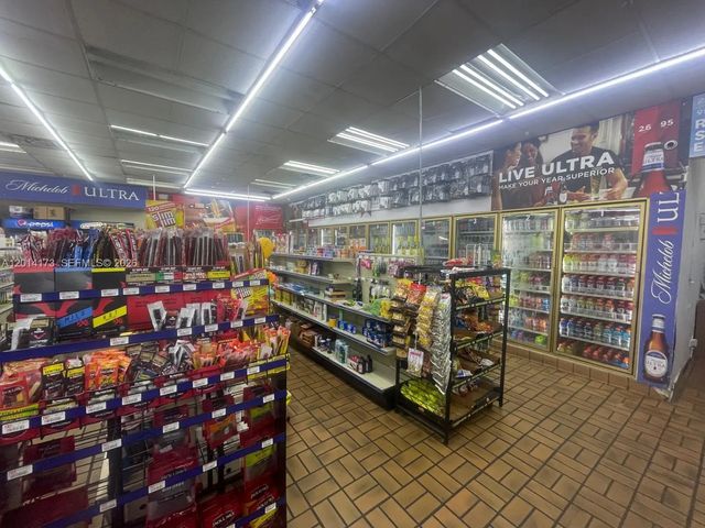 4 of 7 - 895 N Nova, Daytona Beach, FL