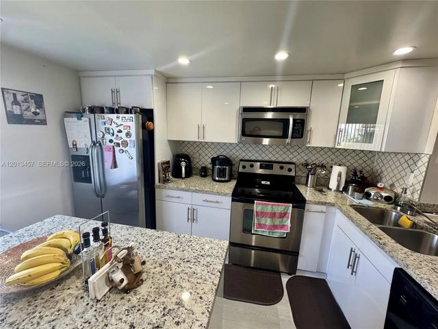 4 of 27 - 1481 Sw 124th Court #7-c, Miami, FL
