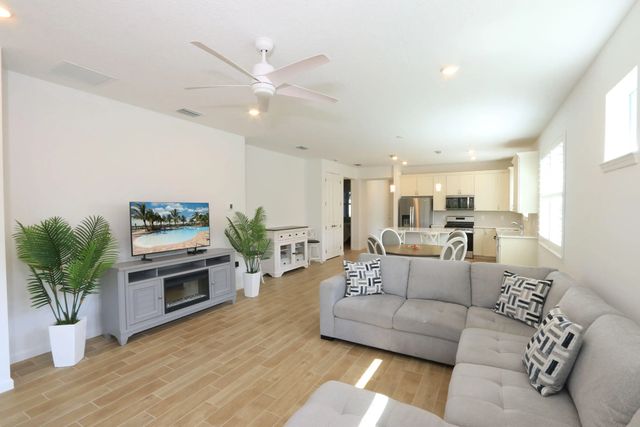 3 of 43 - 14011 Sw Gingerline Drive, Port St. Lucie, FL