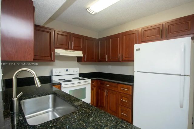 2 of 26 - 9491 S Palm Circle S #101, Pembroke Pines, FL