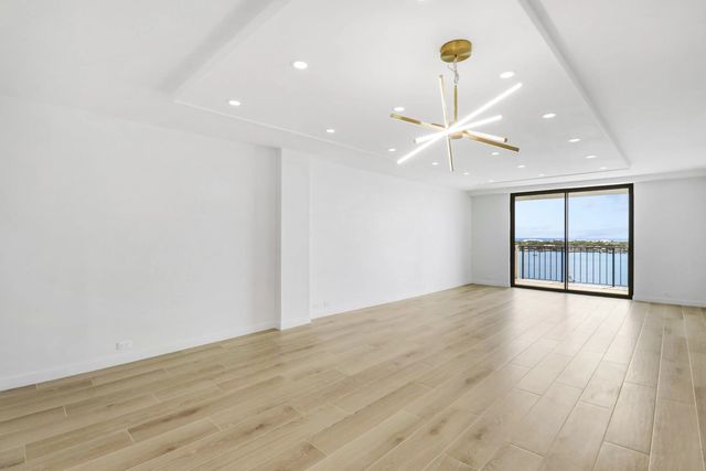 5 of 37 - 1200 Marine Way #903, North Palm Beach, FL