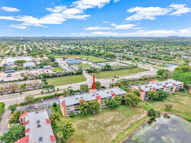 4 of 49 - 363 N Rock Island Road #205, Margate, FL
