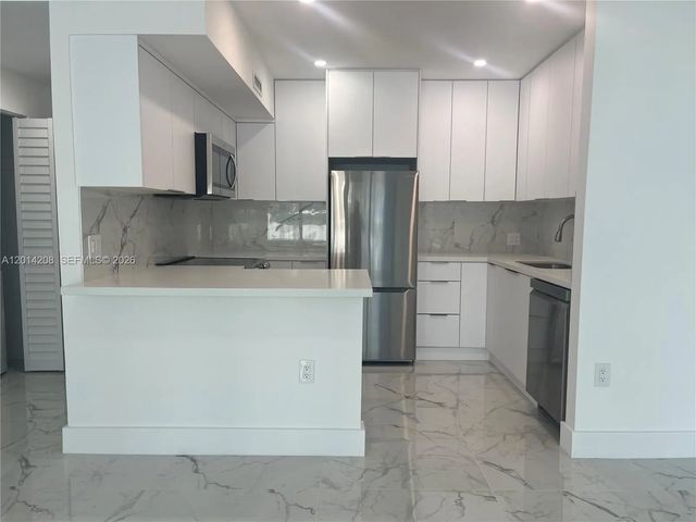 3505 S Ocean Drive #210, Hollywood