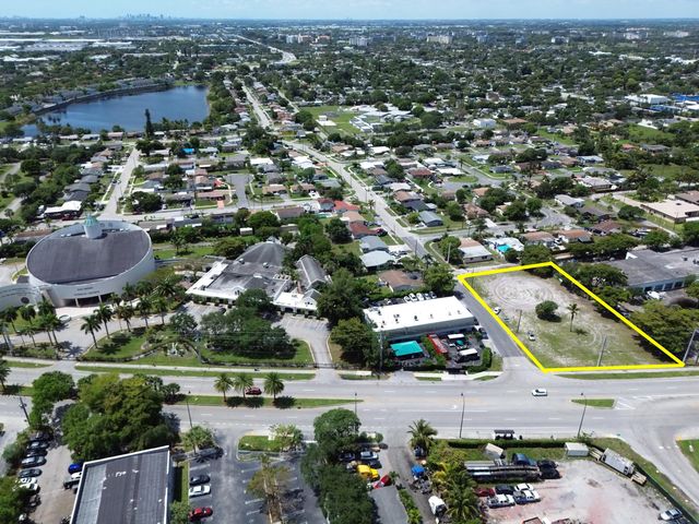 5 of 8 - 2400 Dr Martin Luther King Jr Boulevard, Pompano Beach, FL