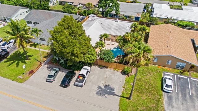 2 of 34 - 1681 Ne 56th Street, Fort Lauderdale, FL