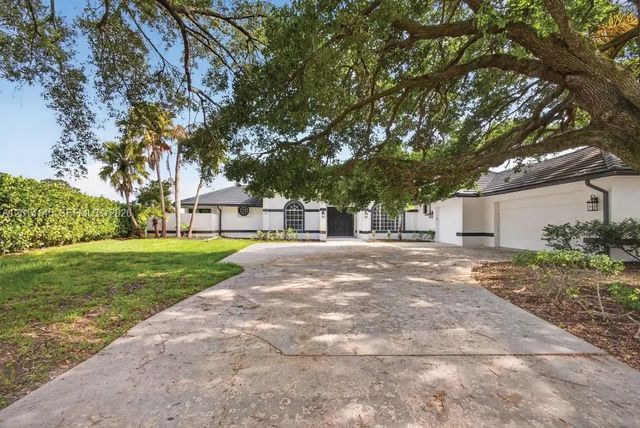 19558 Red Gum Trail, Jupiter