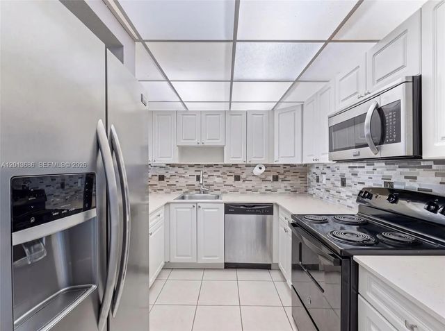 3 of 31 - 6950 Miami Gardens Drive #2-506, Hialeah, FL