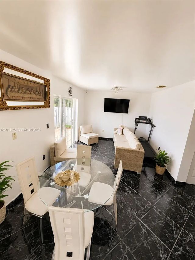 3 of 25 - 15815 Sw 299th Terrace, Homestead, FL