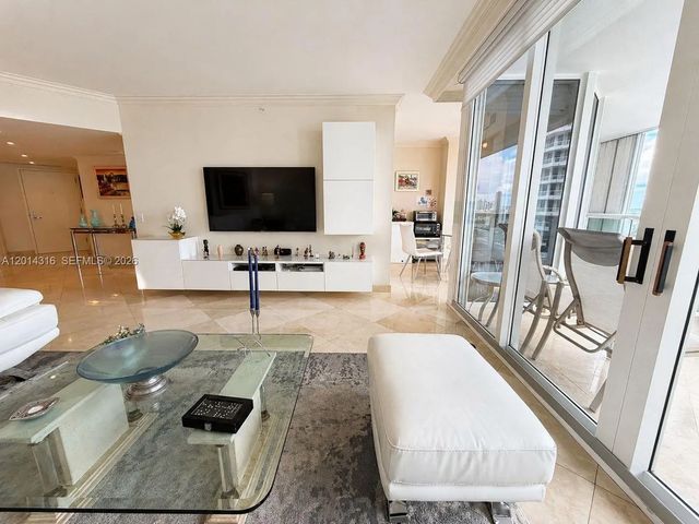 4 of 27 - 21055 Yacht Club Drive #2403, Aventura, FL