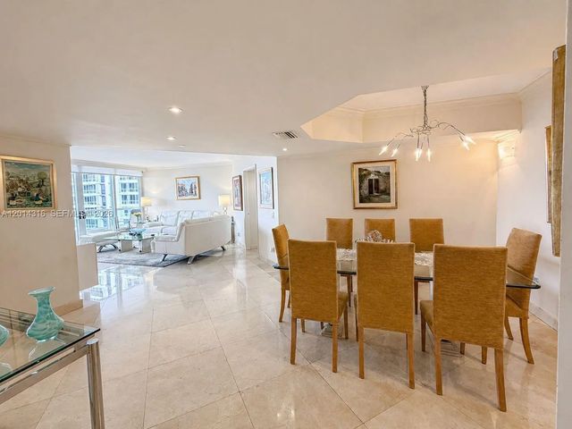 5 of 27 - 21055 Yacht Club Drive #2403, Aventura, FL