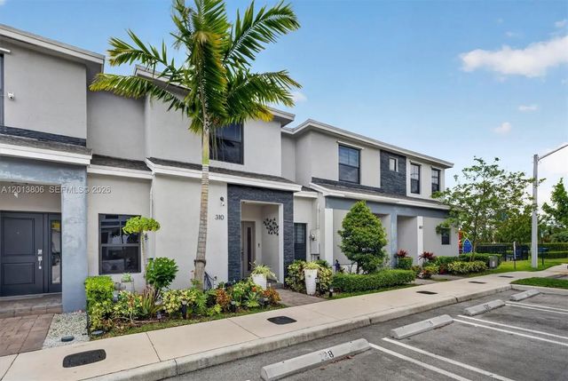 2 of 51 - 310 Ne 1st Drive, Florida City, FL