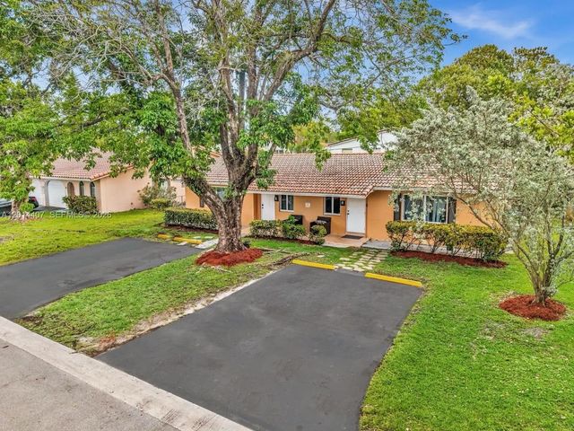 5 of 28 - 3691 Nw 78th Lane, Coral Springs, FL