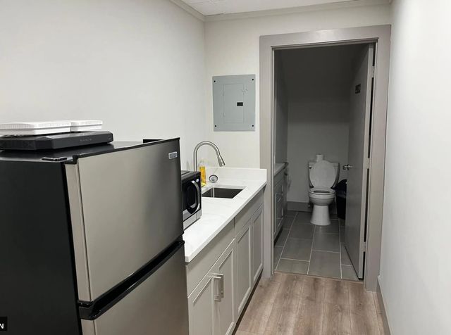 5 of 7 - 828 Se 8th Avenue, Deerfield Beach, FL