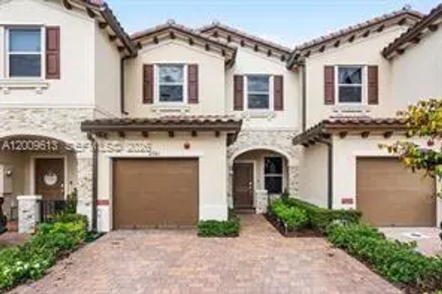 2781 Nw 55th Way, Lauderhill