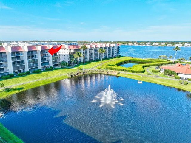 2 of 58 - 7030 Half Moon Circle #515, Hypoluxo, FL