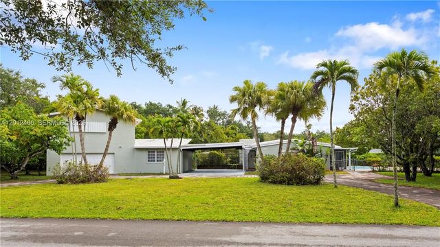 10851 Sw 68th Avenue, Pinecrest