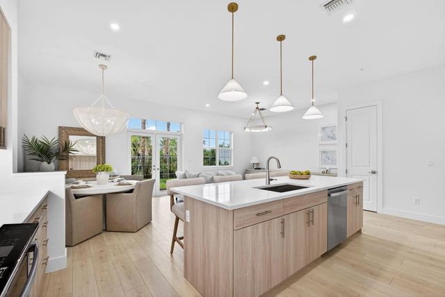 4 of 42 - 115 Water Pointe Place #35, Jupiter, FL