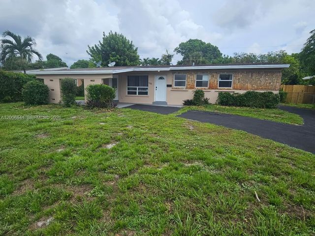 2 of 31 - 1118 Nw 43rd Terrace, Lauderhill, FL