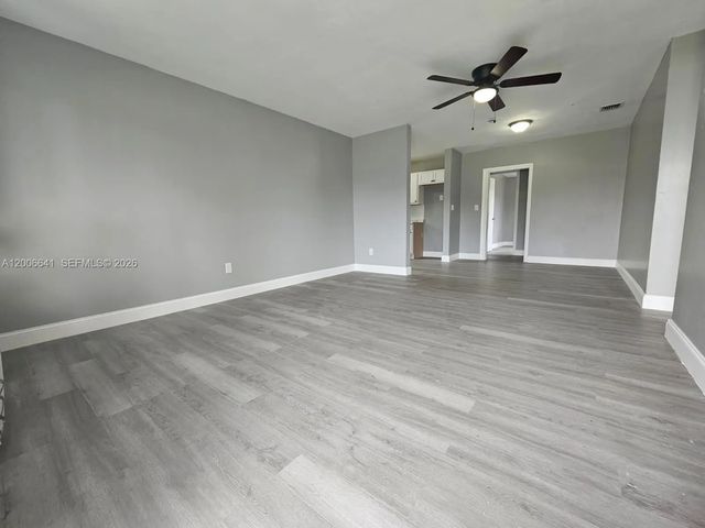 5 of 31 - 1118 Nw 43rd Terrace, Lauderhill, FL