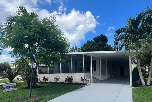 4310 Viola Drive #812, Greenacres