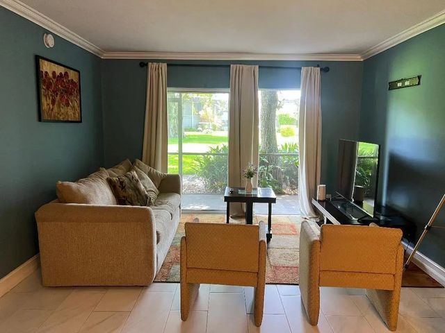 3119 Oakland Shores Drive #c103, Oakland Park