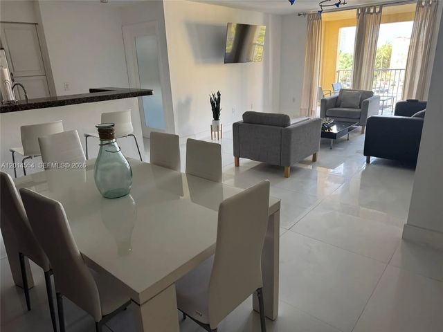 3 of 39 - 19555 E Country Club Drive #8507, Aventura, FL