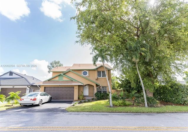 2 of 24 - 7876 Nw 189th Street, Hialeah, FL