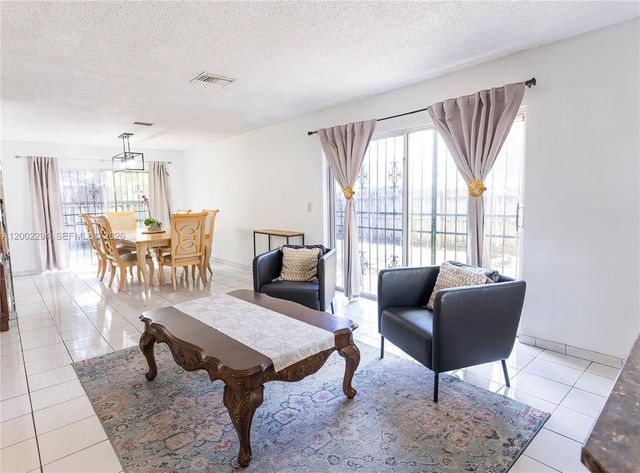3 of 24 - 7876 Nw 189th Street, Hialeah, FL
